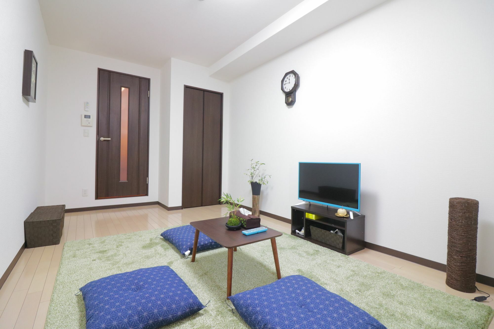 Hg Cozy Hotel No 38 通天閣前 Osaka Zewnętrze zdjęcie